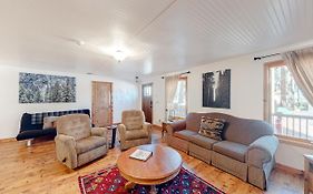 Oso Lodge Unit B
